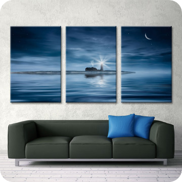 Bild zu Leinwandbild Leuchtturm mit Mond